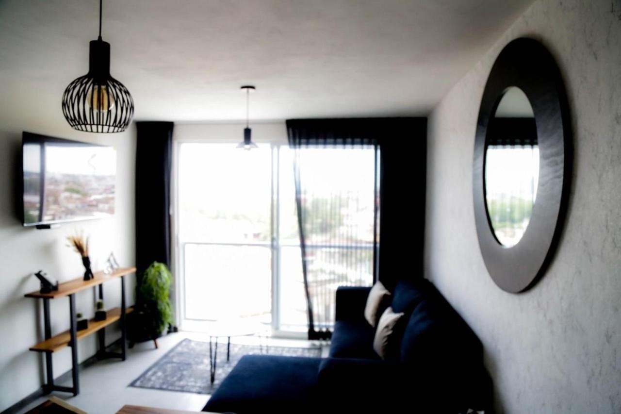 Comfort Flat In Γκουανταλαχάρα Εξωτερικό φωτογραφία